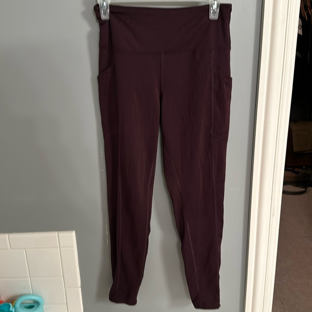 Calia size M maroon/purple leggings